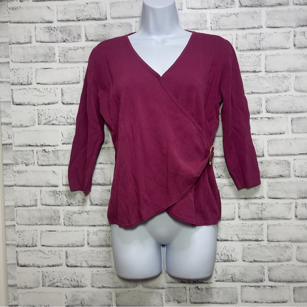Sara & Lily Cranberry Cross Over O-Ring Buckle Stretch Top Large